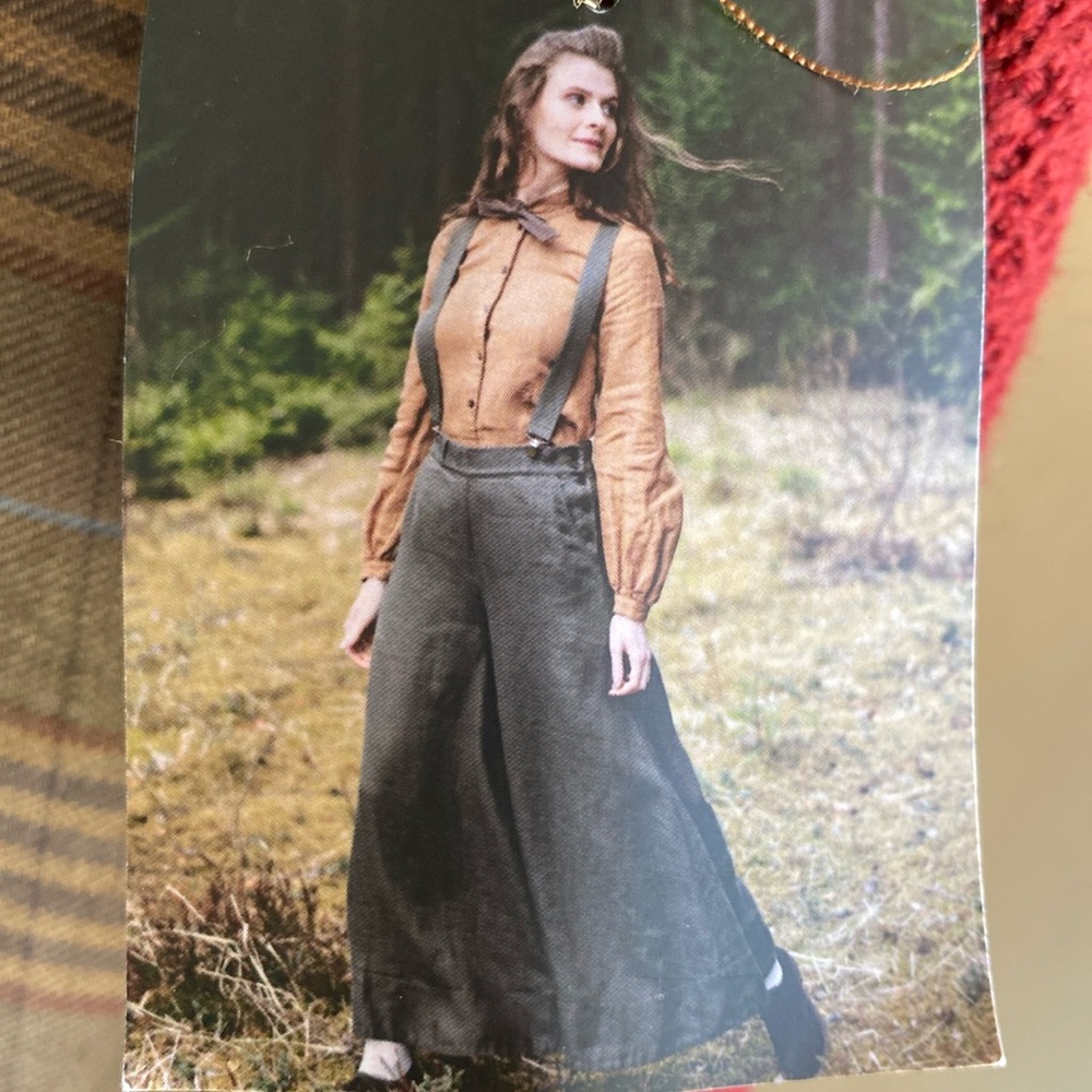 Son de Flor Wide leg plaid linen trousers size xl. Fits a 12/14 unlined